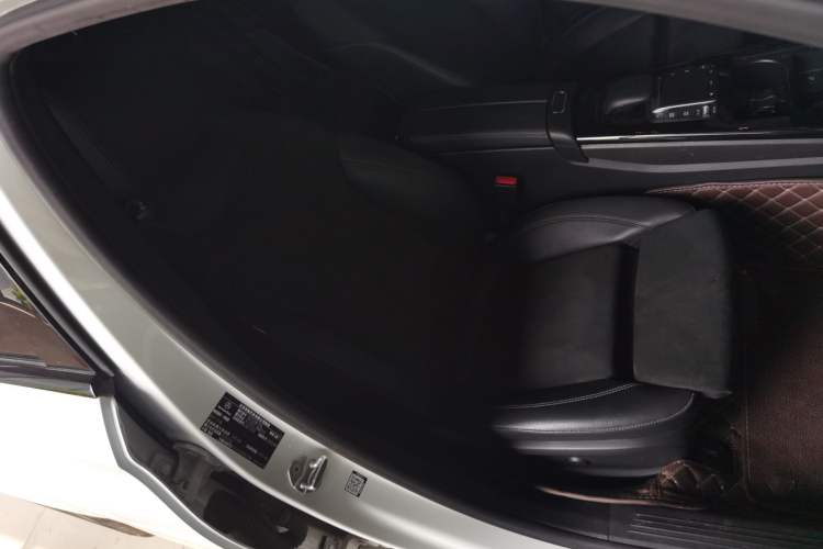 Used Mercedes-Benz A-Class 2020 Restyled A 220 L 4MATIC Sports Sedan Right Front Seat