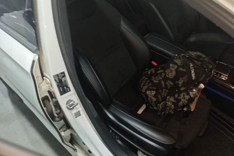 Used Mercedes-Benz A-Class 2020 A 200 L Sport Sedan Right Front Seat