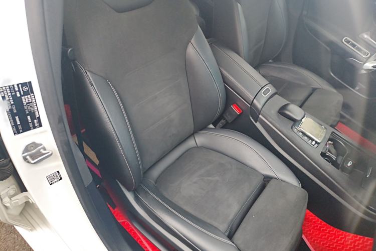 Used Mercedes-Benz A-Class 2020 Restyled A 200 L Sport Sedan Fashion Version Right Front Seat