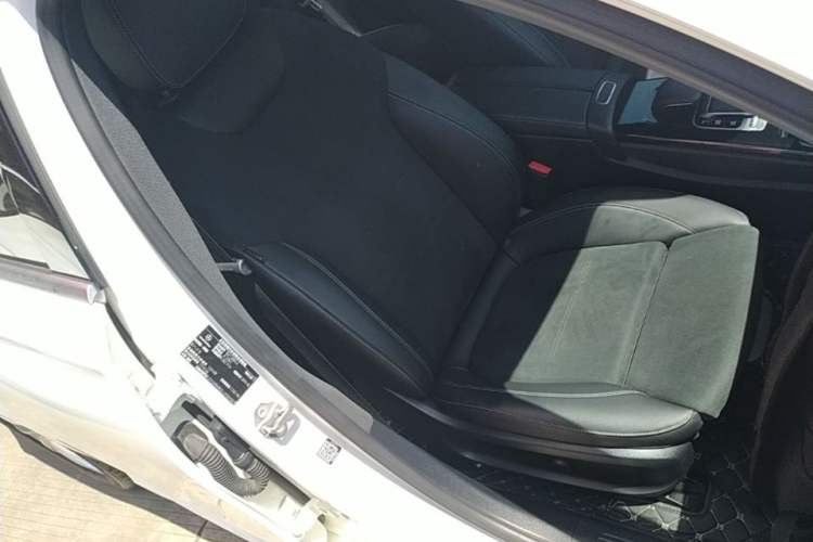 Used Mercedes-Benz A-Class 2020 A 200 L Sport Sedan Right Front Seat