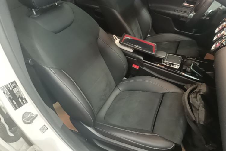 Used Mercedes-Benz A-Class 2020 Restyled A 200 L Sport Sedan Fashion Version Right Front Seat