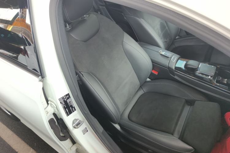 Used Mercedes-Benz A-Class 2020 Restyled A 200 L Sport Sedan Fashion Version Right Front Seat