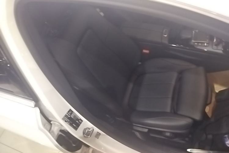 Used Mercedes-Benz A-Class 2020 Facelift A 180 L Sport Sedan Special Configuration Right Front Seat