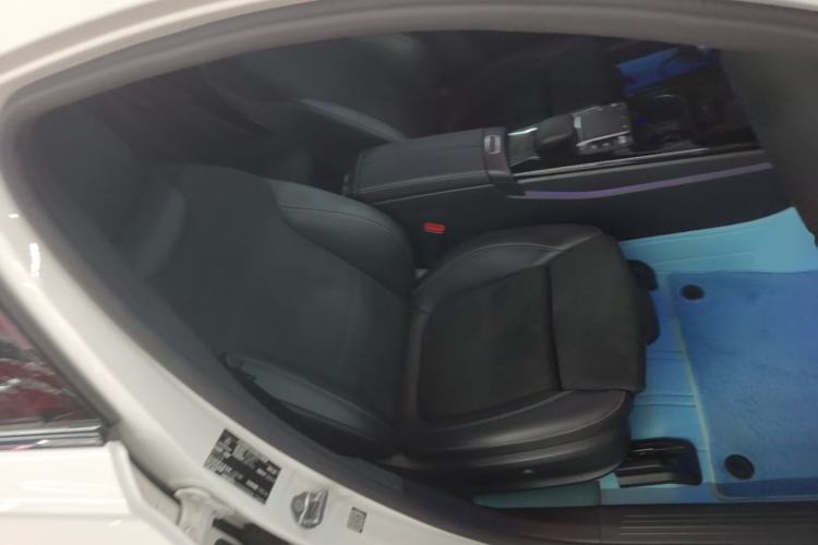 Used Mercedes-Benz A-Class 2020 Restyled A 200 L Sport Sedan Fashion Version Right Front Seat