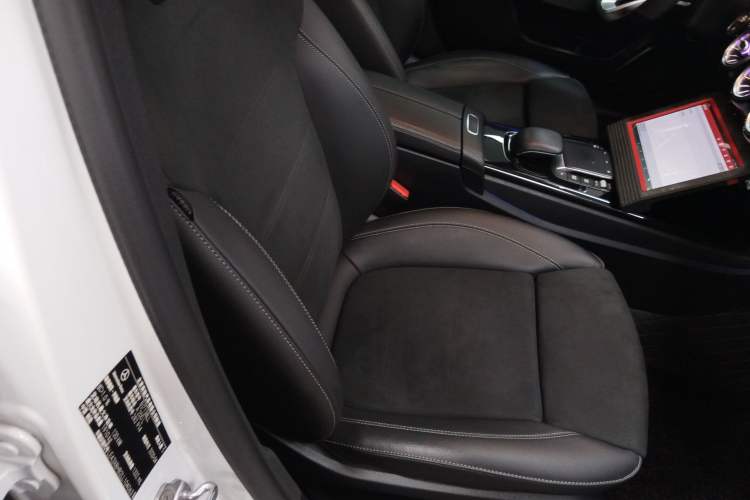 Used Mercedes-Benz A-Class 2020 Restyled A 200 L Sport Sedan Fashion Version Right Front Seat