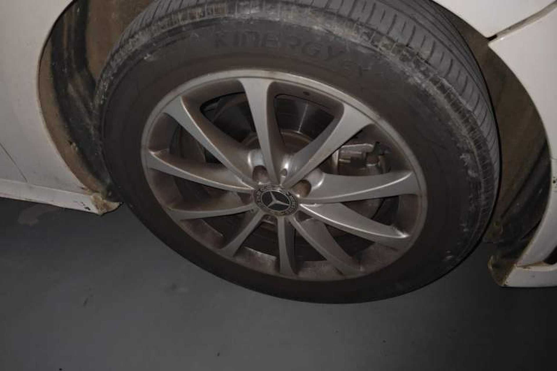 Used Mercedes-Benz A-Class 2020 Restyled A 200 L Sport Sedan Dynamic Version Right Front Wheel Hub