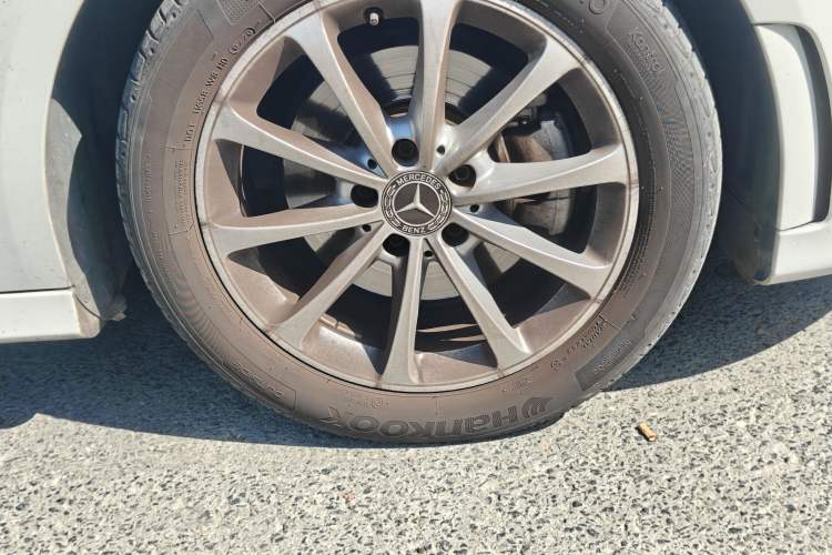 Used Mercedes-Benz A-Class 2020 A 200 L Sport Sedan Right Front Wheel Hub