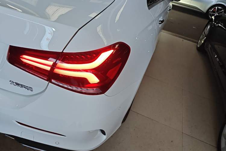 Used Mercedes-Benz A-Class 2020 Restyled A 200 L Sport Sedan Fashion Version Right Rear Taillight