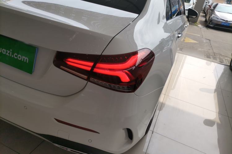 Used Mercedes-Benz A-Class 2020 Restyled A 200 L Sport Sedan Fashion Version Right Rear Taillight
