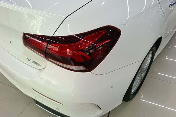 Used Mercedes-Benz A-Class 2020 Restyled A 200 L Sport Sedan Fashion Version Right Rear Taillight