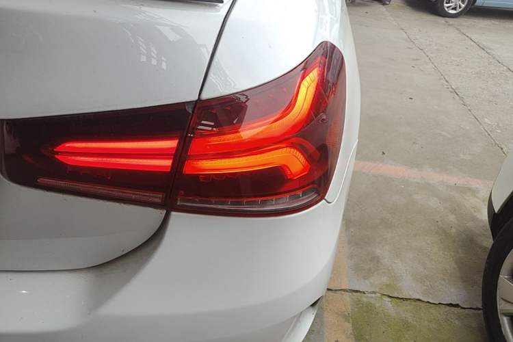 Used Mercedes-Benz A-Class 2020 Restyled A 200 L Sport Sedan Fashion Version Right Rear Taillight