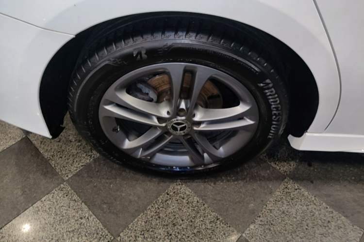 Used Mercedes-Benz A-Class 2020 Restyled A 180 L Sport Sedan Right Rear Wheel Hub