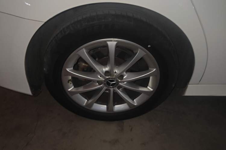 Used Mercedes-Benz A-Class 2020 Restyled A 200 L Sport Sedan Dynamic Version Right Rear Wheel Hub