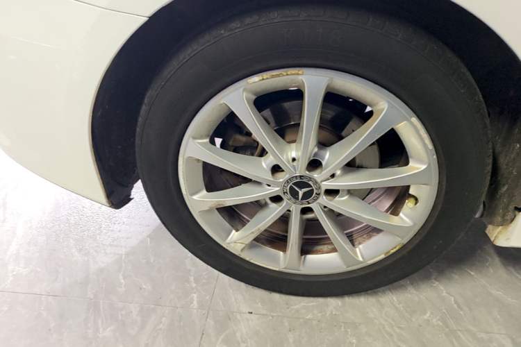 Used Mercedes-Benz A-Class 2020 A 200 L Sport Sedan Right Rear Wheel Hub