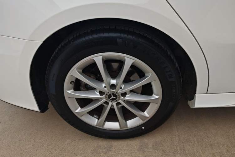Used Mercedes-Benz A-Class 2020 Restyled A 200 L Sport Sedan Dynamic Version Right Rear Wheel Hub