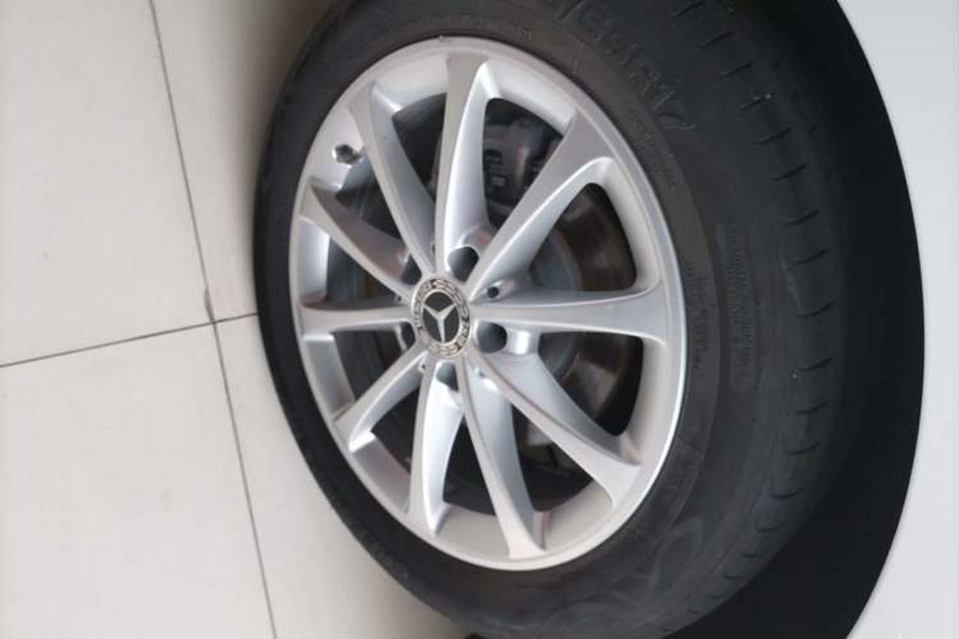 Used Mercedes-Benz A-Class 2020 Restyled A 200 L Sport Sedan Fashion Version Right Rear Wheel Hub