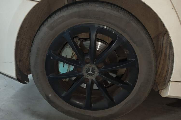 Used Mercedes-Benz A-Class 2020 A 200 L Sport Sedan Right Rear Wheel Hub