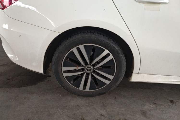 Used Mercedes-Benz A-Class 2020 A 180 L Sport Sedan Right Rear Wheel Hub