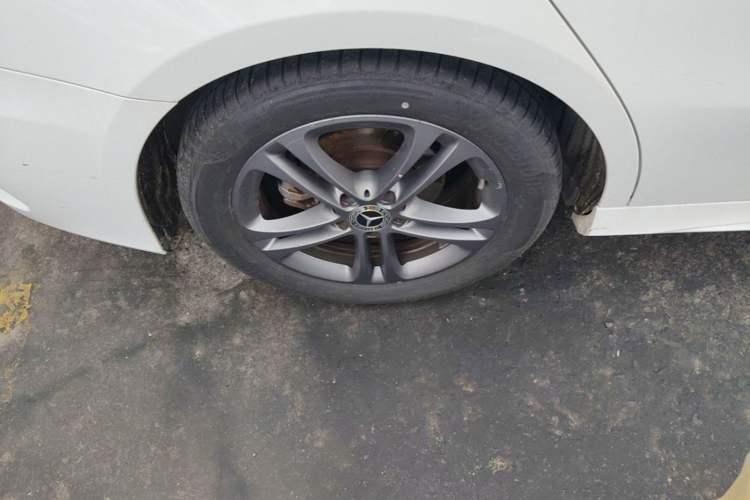 Used Mercedes-Benz A-Class 2020 Second Facelift A 180 L Sport Sedan Right Rear Wheel Hub