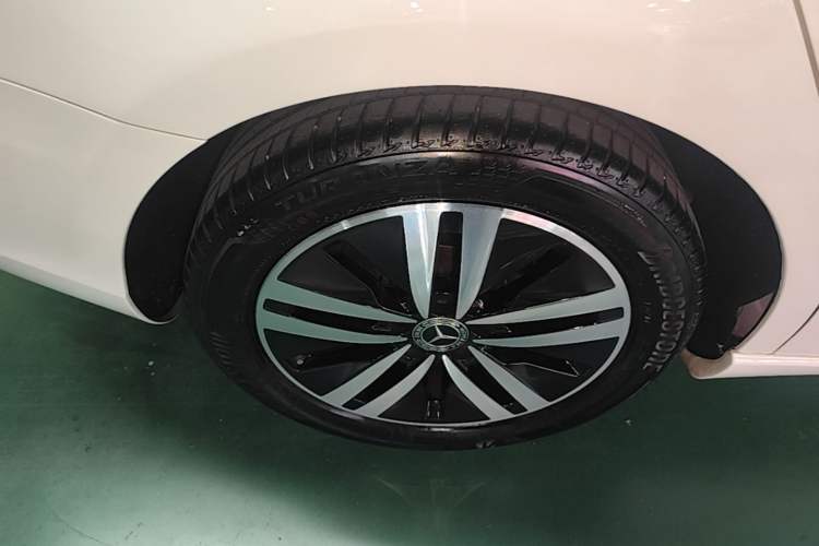 Used Mercedes-Benz A-Class 2020 Revised A 180 L Right Rear Wheel Hub