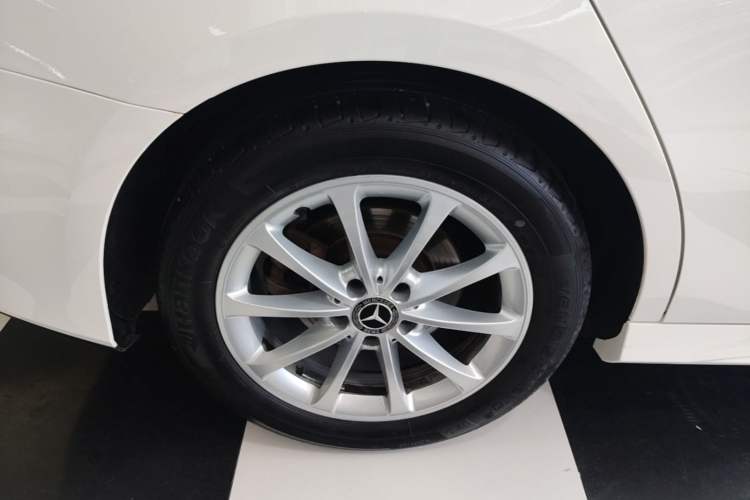 Used Mercedes-Benz A-Class 2020 A 200 L Sport Sedan Right Rear Wheel Hub