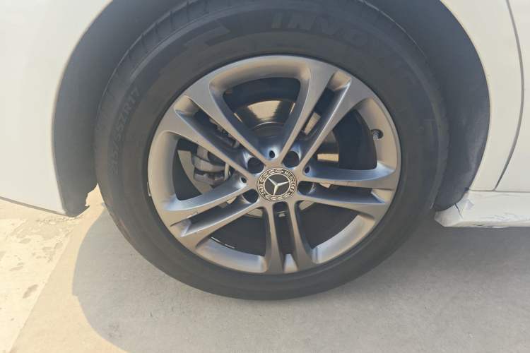 Used Mercedes-Benz A-Class 2020 Second Facelift A 180 L Sport Sedan Right Rear Wheel Hub