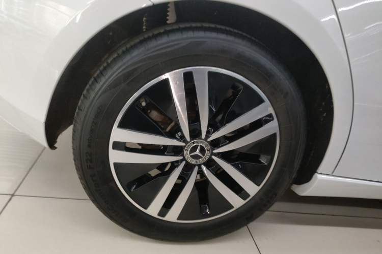 Used Mercedes-Benz A-Class 2020 A 180 Right Rear Wheel Hub