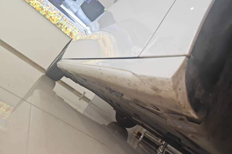 Used Mercedes-Benz A-Class 2020 Second Facelift A 180 L Sport Sedan Right Side Sill