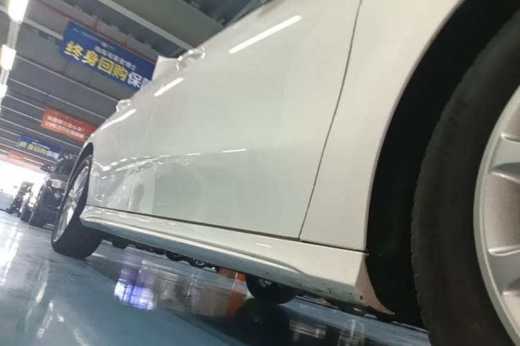 Used Mercedes-Benz A-Class 2020 Restyled A 200 L Sport Sedan Fashion Version Right Side Sill