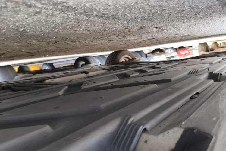 Used Mercedes-Benz A-Class 2020 Restyled A 200 L Sport Sedan Fashion Version Right Side Sill