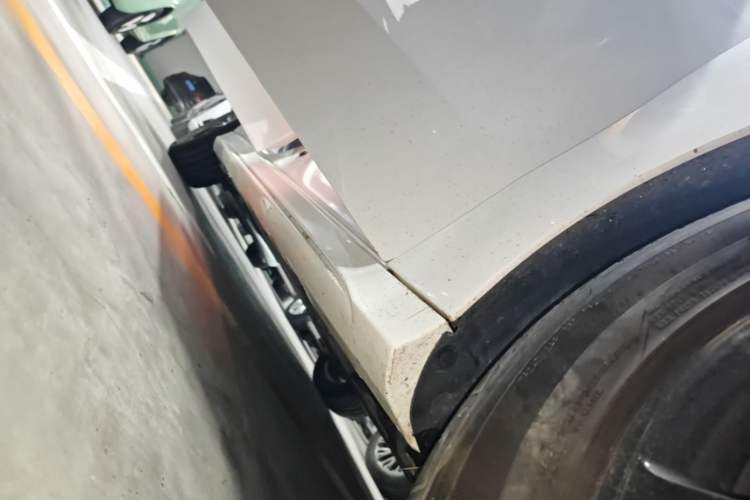 Used Mercedes-Benz A-Class 2020 A 200 L Sport Sedan Right Side Sill