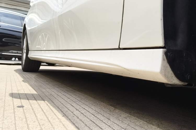 Used Mercedes-Benz A-Class 2020 A 200 L Sport Sedan Right Side Sill