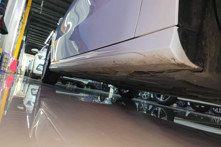 Used Mercedes-Benz A-Class 2020 Restyled A 200 L Sport Sedan Fashion Version Right Side Sill