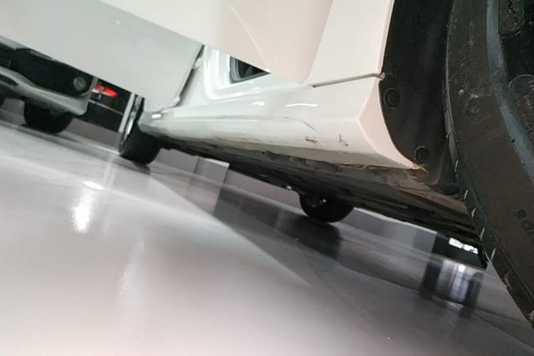 Used Mercedes-Benz A-Class 2020 Restyled A 200 L Sport Sedan Fashion Version Right Side Sill