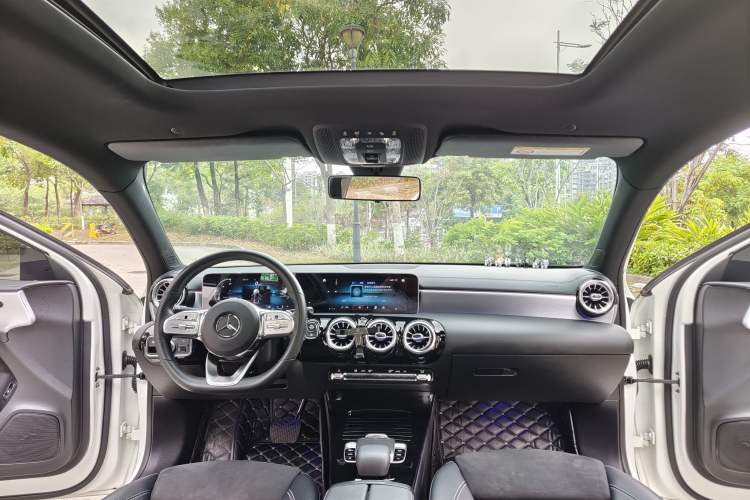 Used Mercedes-Benz A-Class 2020 A 220 L 4MATIC Sport Sedan Roof