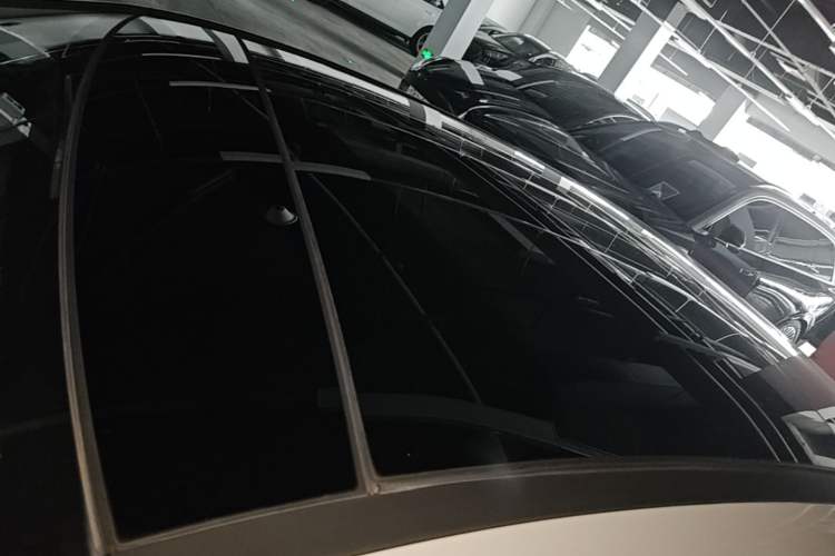 Used Mercedes-Benz A-Class 2020 Second Facelift A 180 L Sport Sedan Roof