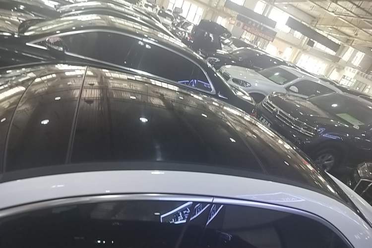 Used Mercedes-Benz A-Class 2020 Facelift A 180 L Sport Sedan Special Configuration Roof