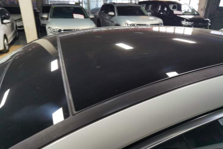 Used Mercedes-Benz A-Class 2020 Restyled A 200 L Sport Sedan Fashion Version Roof