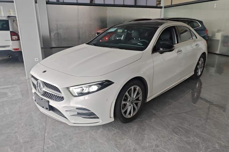 Used Mercedes-Benz A-Class 2020 A 200 L Sport Sedan Guazi used car, China used car export, Used car for sale, Used cars, Cheapest cars for sale