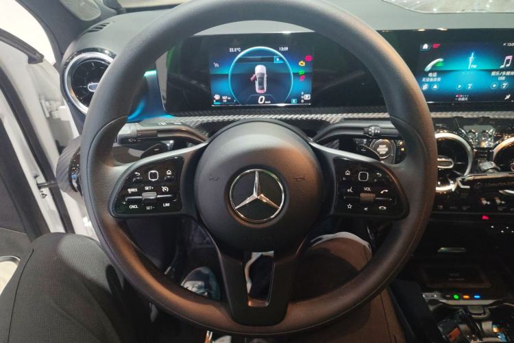 Used Mercedes-Benz A-Class 2020 A 180 L Steering Wheel