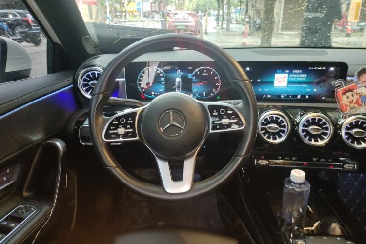 Used Mercedes-Benz A-Class 2020 Second Facelift A 180 L Sport Sedan Steering Wheel