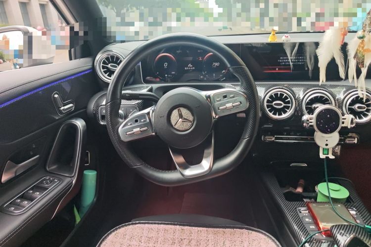 Used Mercedes-Benz A-Class 2020 Restyled A 200 L Sport Sedan Fashion Version Steering Wheel