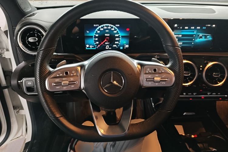 Used Mercedes-Benz A-Class 2020 A 180 L Sport Sedan Steering Wheel
