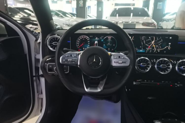 Used Mercedes-Benz A-Class 2020 A 200 L Sport Sedan Steering Wheel