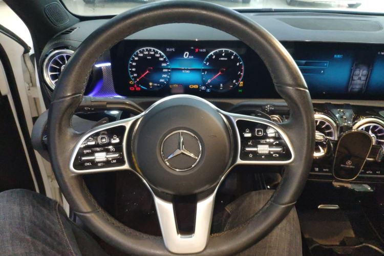 Used Mercedes-Benz A-Class 2020 Second Facelift A 180 L Sport Sedan Steering Wheel