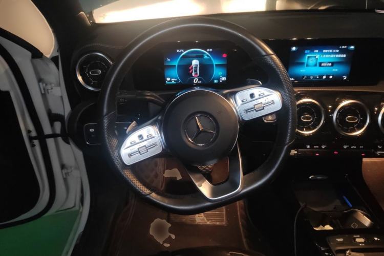 Used Mercedes-Benz A-Class 2020 A 180 L Sport Sedan Steering Wheel