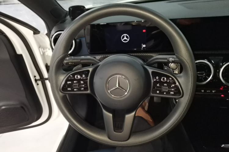 Used Mercedes-Benz A-Class 2020 Revised A 180 L Steering Wheel