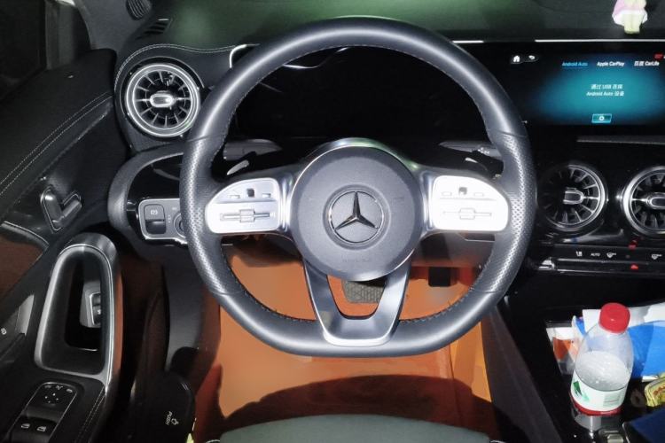 Used Mercedes-Benz A-Class 2020 Restyled A 200 L Sport Sedan Fashion Version Steering Wheel