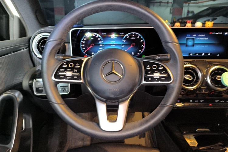 Used Mercedes-Benz A-Class 2020 Facelift A 180 L Sport Sedan Special Configuration Steering Wheel