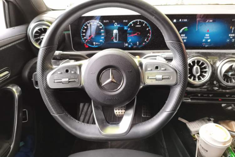 Used Mercedes-Benz A-Class 2020 Restyled A 200 L Sport Sedan Fashion Version Steering Wheel